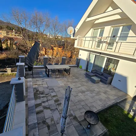 Dom Pri Jazere Vakantiehuis