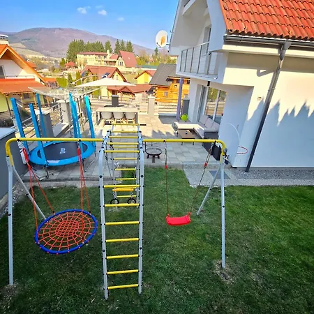 Dom Pri Jazere * Kostolna Ves