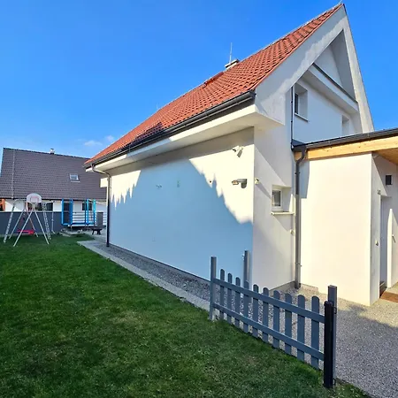 Dom Pri Jazere Ferienhaus Kostolna Ves