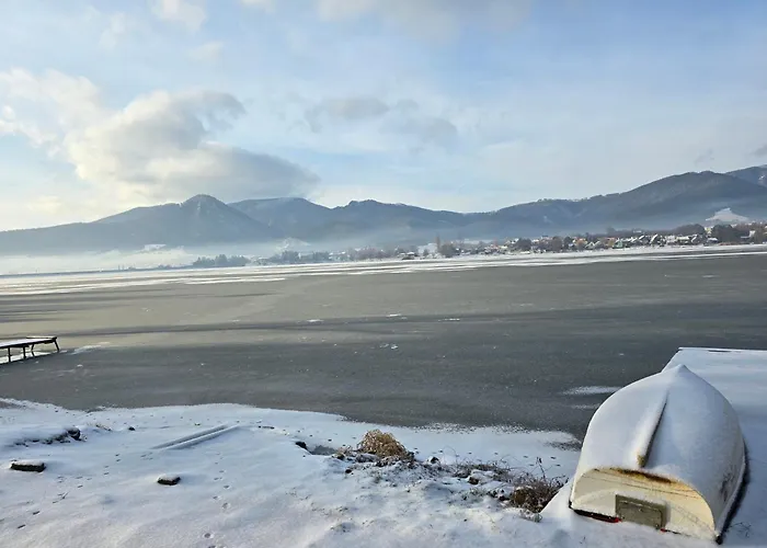 Dom Pri Jazere Tatil Evi *